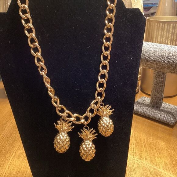 INC Brand (Macy’s) Bold Goldtone Chain and Pineapple Adjustable Necklace - Picture 3 of 7